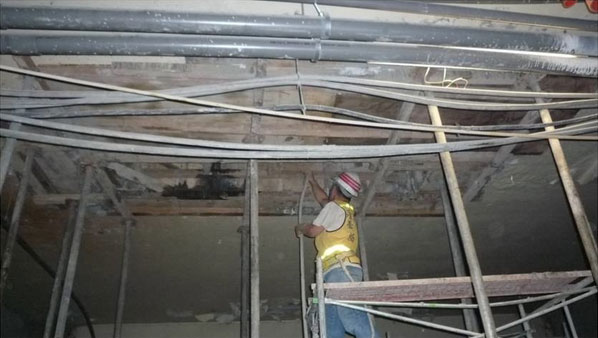 頂板無收縮水泥灌注